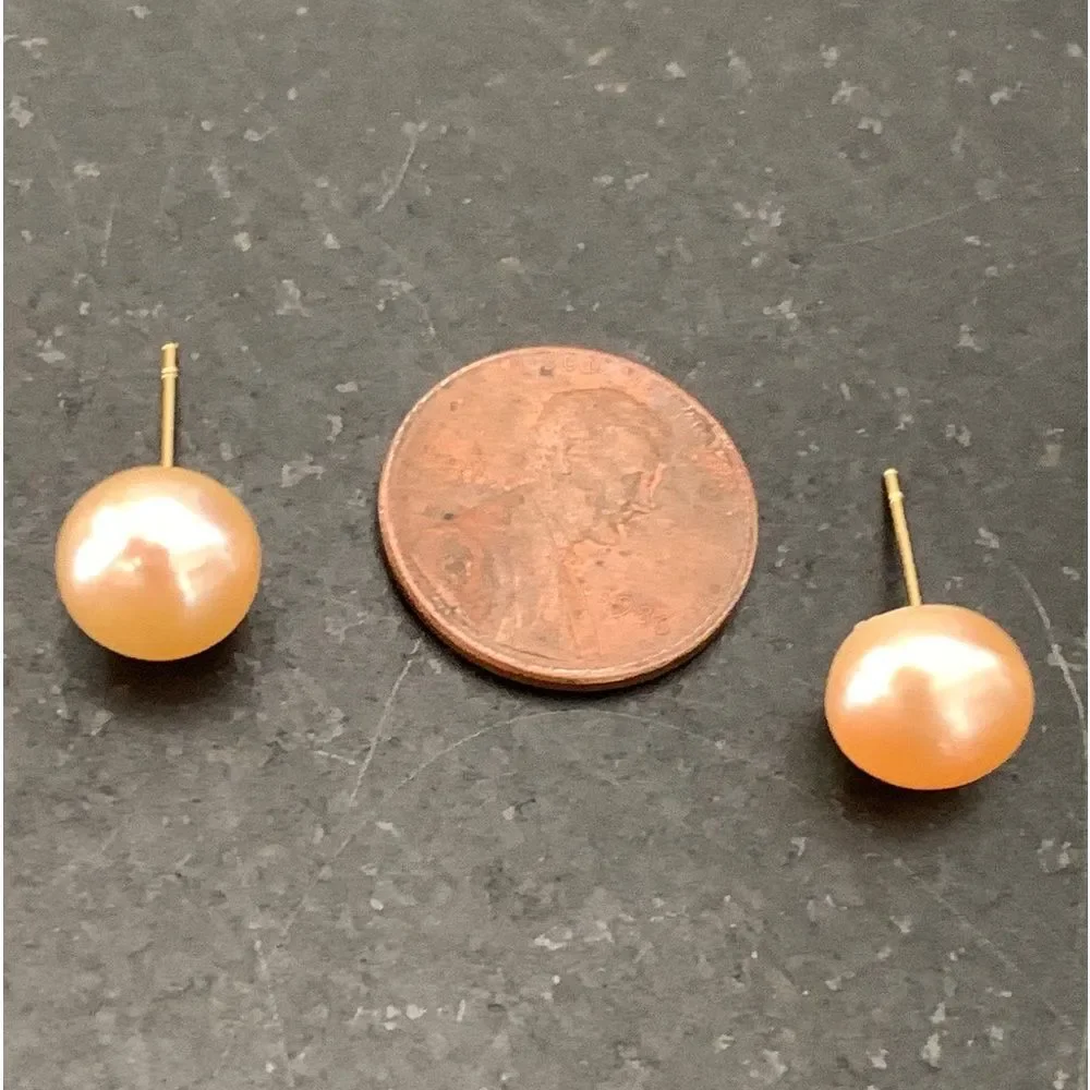 Men’s Large Pink Freshwater Pearl Stud Earrings in Gold Tone - 9-10mm